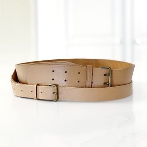 Elegant Tan Leather Belt